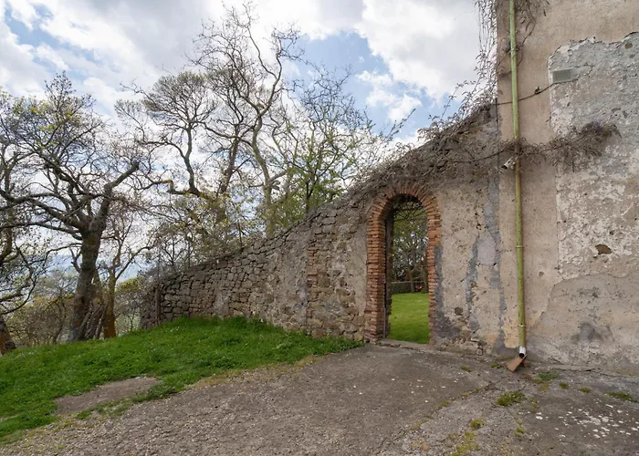 Dimora Storica Dei Nelson Maniace